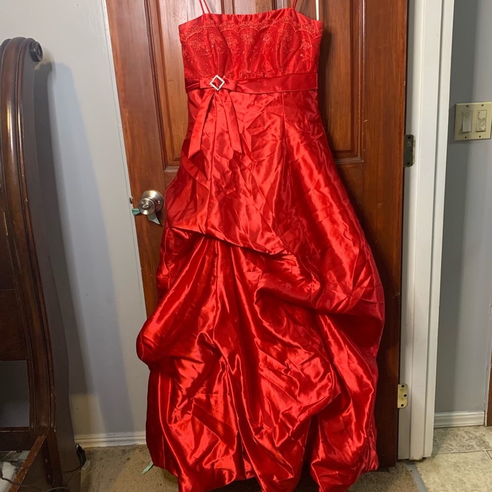 Red prom dress. Floor length. Zipper back. Size small.